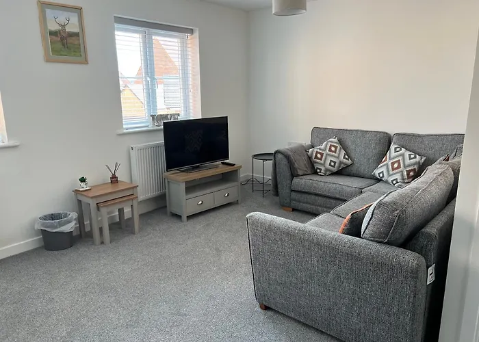 Whole House Modern Detached 2 Bedroom Coach House In Spalding