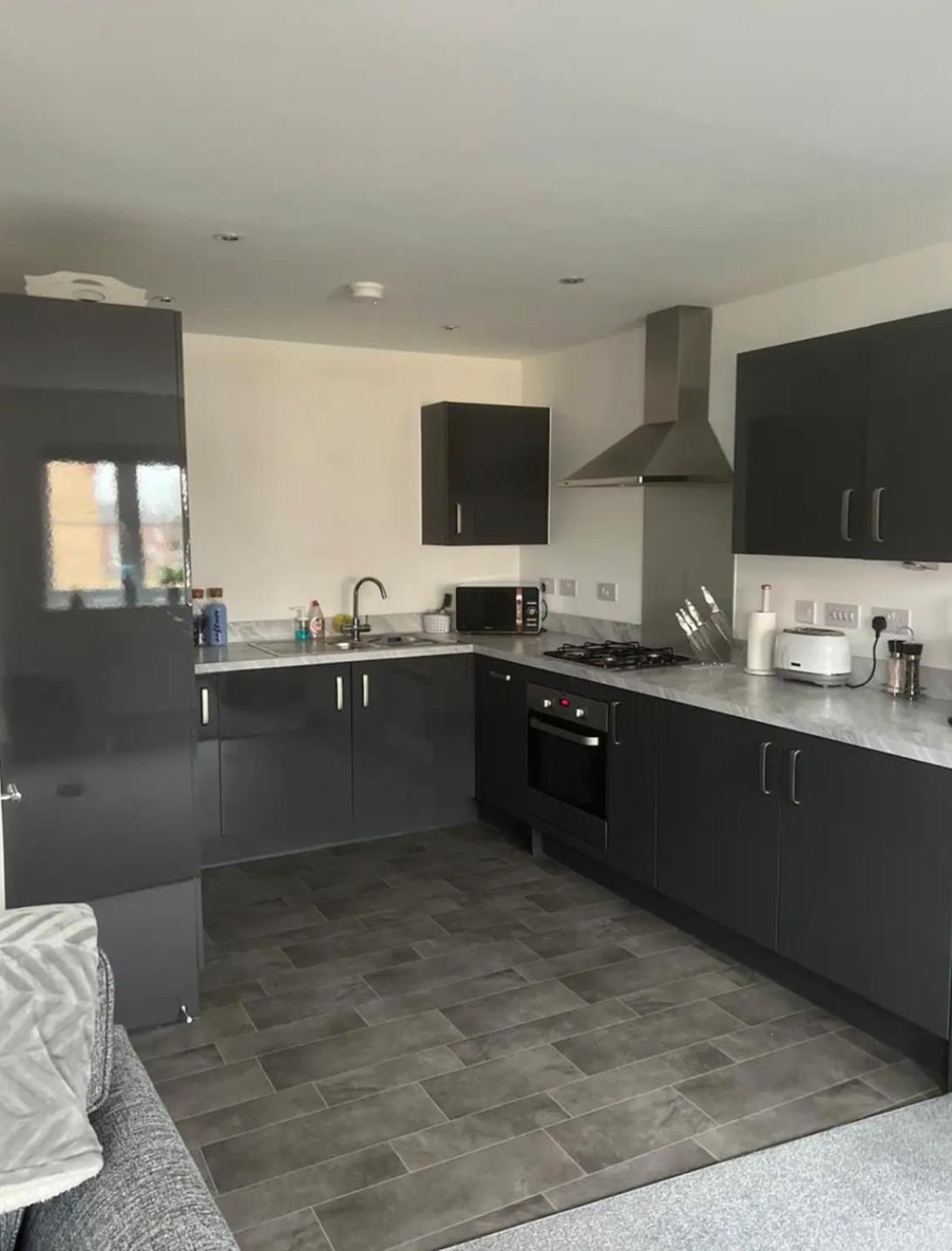 Whole House Modern Detached 2 Bedroom Coach House In Spalding